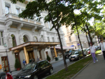 v street 4